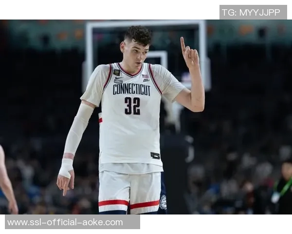 得分生涯之夜!克林根14投9中得到22分10篮板4助攻